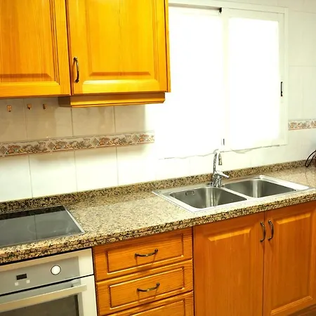 Miguel Hernandez, Centro, 3 Dormitorios, By Bookindenia * Denia