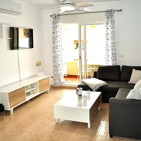 Miguel Hernandez, Centro, 3 Dormitorios, By Bookindenia Apartment *