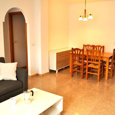 Miguel Hernandez, Centro, 3 Dormitorios, By Bookindenia Apartment *